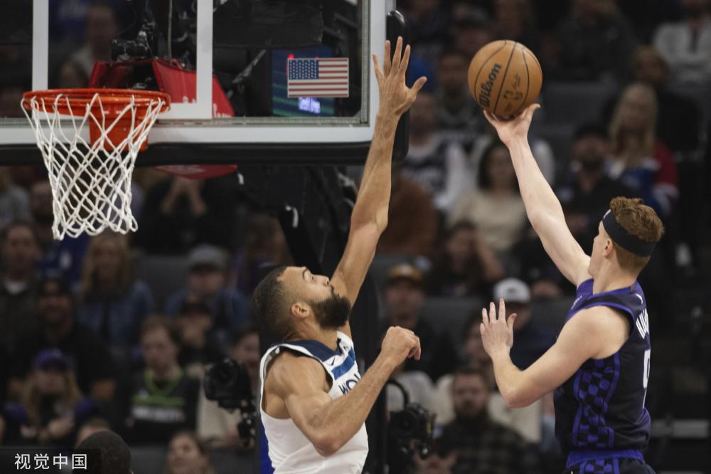 更多的是他 更多的是他